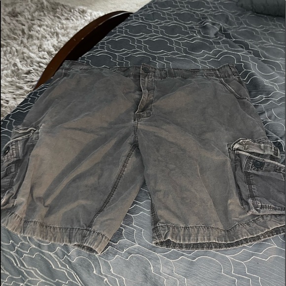 Roundtree & Yorke Other - Roundtree and Yorke Cargo Shorts
